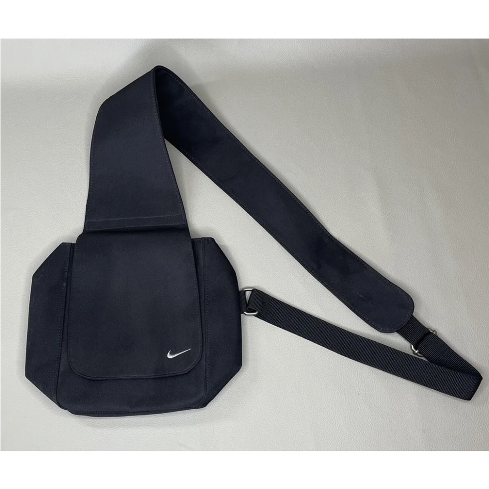 Vintage Y2K NIKE Crossbody Sling Backpack One Shoulder Bag Black